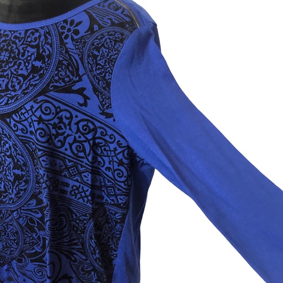 Onque Casual Royal Blue Celtic Print Blouse size XL - Picture 4 of 10